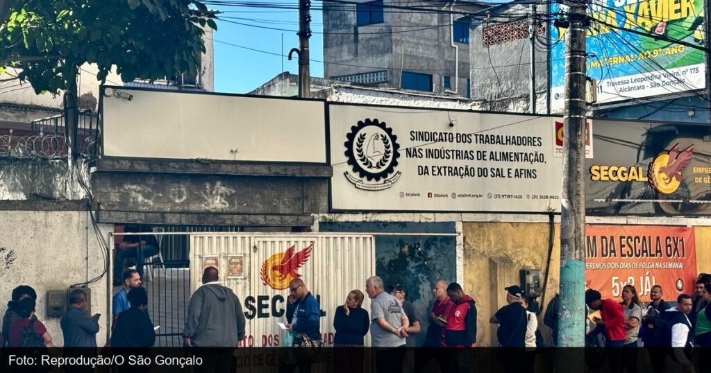 Filas quilométricas tomam São Gonçalo no último dia para contestar cobrança sindical