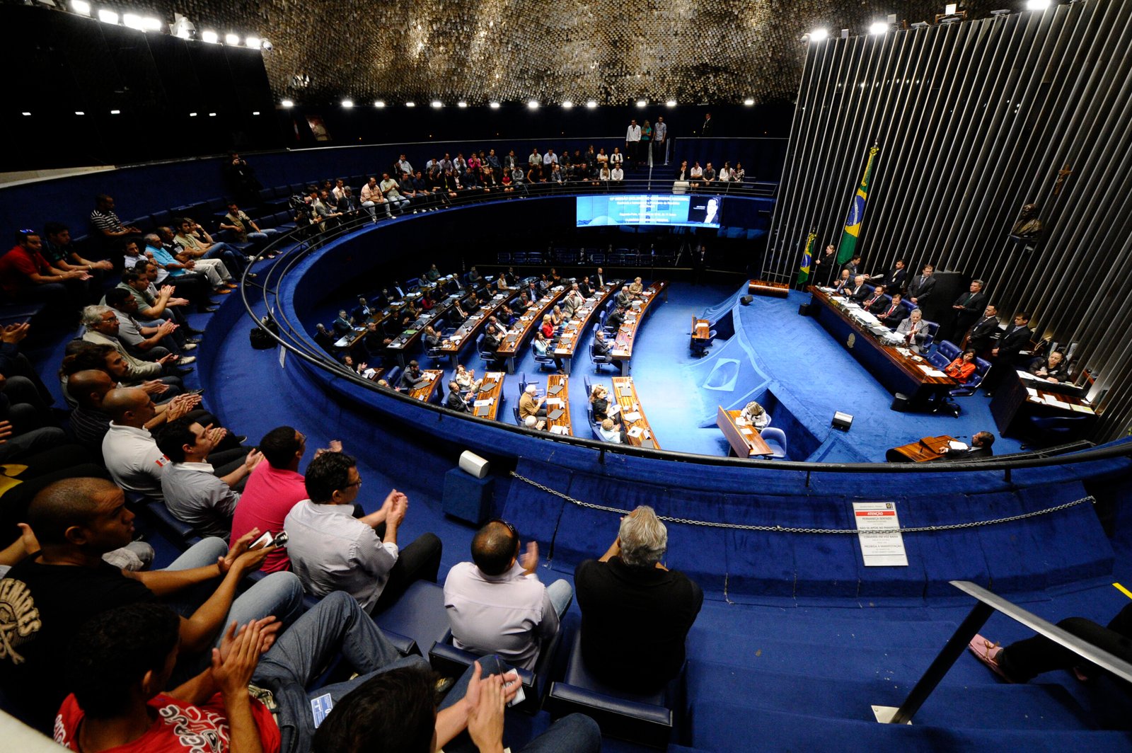 Mulheres conservadoras ganham espaço crescente na política brasileira