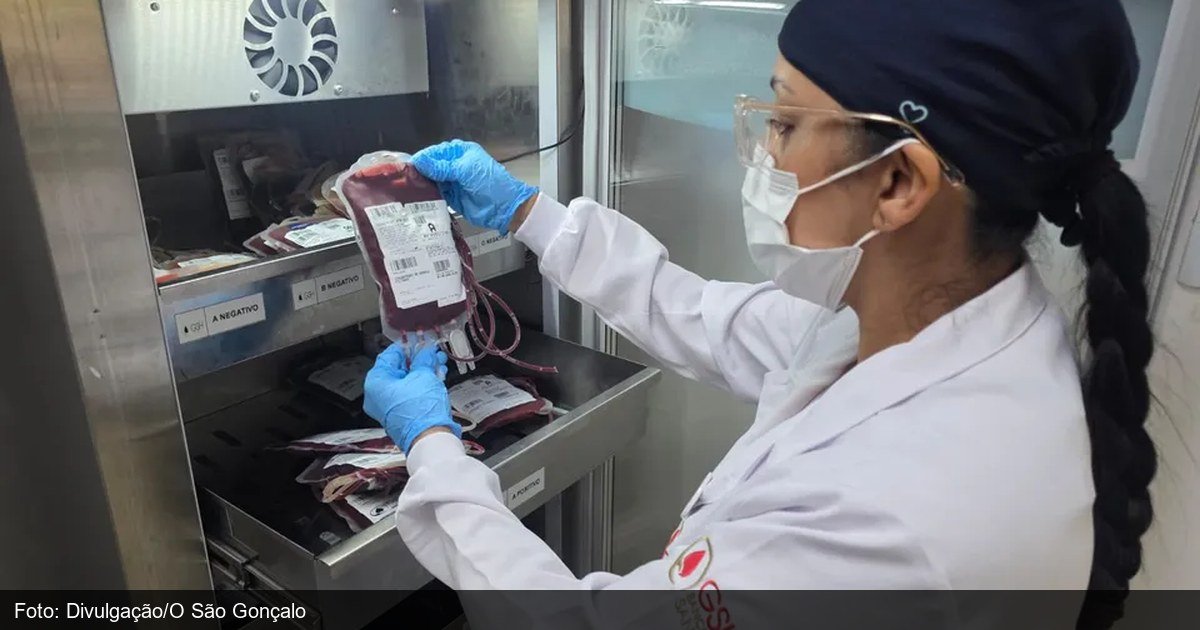 Doação de sangue em campanha emergencial